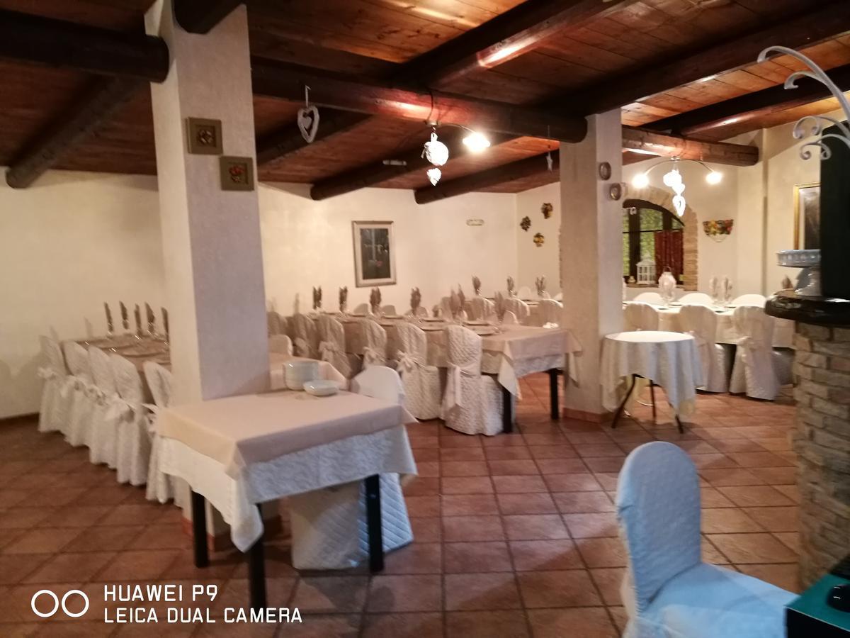 Vila Country House "L'Isola Che Non C'E" Ancona Exteriér fotografie